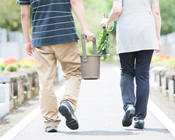 大切なご先祖様を想う、安心の墓石販売・建立サービスイメージ02